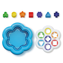 Load image into Gallery viewer, Quercetti Daisy Shape Sorter