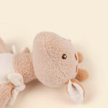 Load image into Gallery viewer, Egmont Toys Leonie Giraffe Musical