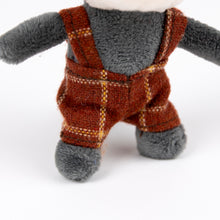 Load image into Gallery viewer, Egmont Toys Greg the Badger Miniature