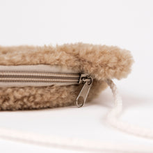 Load image into Gallery viewer, Egmont Toys Morris Handbag