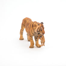 Load image into Gallery viewer, Papo France Tigress With Cub