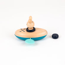 Load image into Gallery viewer, Egmont Toys Clockwork Boat Rabbit