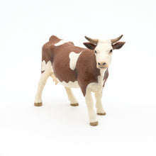 Load image into Gallery viewer, Papo France Simmental Cow