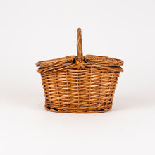 Load image into Gallery viewer, Egmont Toys Friends Tin Tea Set In A Basket