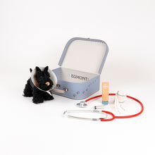 Load image into Gallery viewer, Egmont Toys Veterinary Case - Walter the Dog