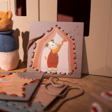 Load image into Gallery viewer, Egmont Toys Sewing Cards Friends
