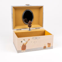 Load image into Gallery viewer, Egmont Toys Musical Jewelry Box - Friends