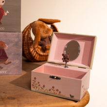 Load image into Gallery viewer, Egmont Toys Musical Jewelry Box - 4 Seasons