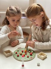 Load image into Gallery viewer, Egmont Toys Chopstick Game