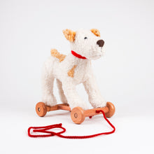 Load image into Gallery viewer, Egmont Toys Pull-Along Eliot