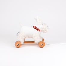 Load image into Gallery viewer, Egmont Toys Pull-Along Lola