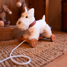 Load image into Gallery viewer, Egmont Toys Pull-Along Lola