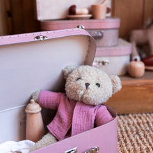 Load image into Gallery viewer, Egmont Toys Morrissette With Clothes In A Case