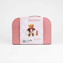 Load image into Gallery viewer, Egmont Toys Morrissette With Clothes In A Case