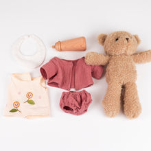 Load image into Gallery viewer, Egmont Toys Morrissette With Clothes In A Case