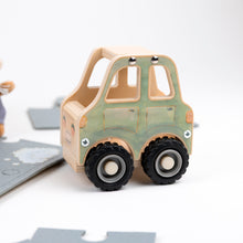 Load image into Gallery viewer, Egmont Toys Mini Friends Car Wash Felt House