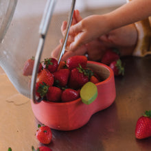 Load image into Gallery viewer, OLI&amp;CAROL Pepa the Apple Bowl &amp; Spoon Set