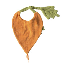 Load image into Gallery viewer, OLI&amp;CAROL Cathy The Carrot Bib