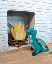 Load image into Gallery viewer, Histoire D’ours Emerald Dragon Plush