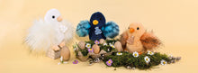 Load image into Gallery viewer, Histoire D’ours 6 Assorted Chicks Display