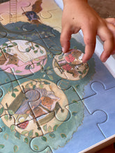 Load image into Gallery viewer, Egmont Toys Squirrel Tree Puzzle