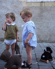 Load image into Gallery viewer, Egmont Toys Pull-Along Walter