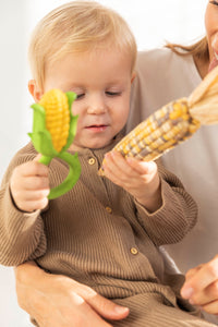 OLI&CAROL Corn Rattle Toy