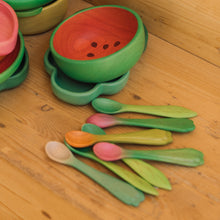 Load image into Gallery viewer, OLI&amp;CAROL Carrot and Radish Spoons
