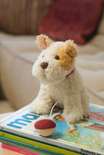 Load image into Gallery viewer, Egmont Toys Eliot Musical