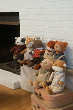 Load image into Gallery viewer, Egmont Toys Greg the Badger