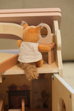 Load image into Gallery viewer, Egmont Toys Doll House w/ Squirrels