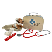 Load image into Gallery viewer, Egmont Toys Veterinary Case - Edward the Dog