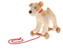 Load image into Gallery viewer, Egmont Toys Pull-Along Eliot